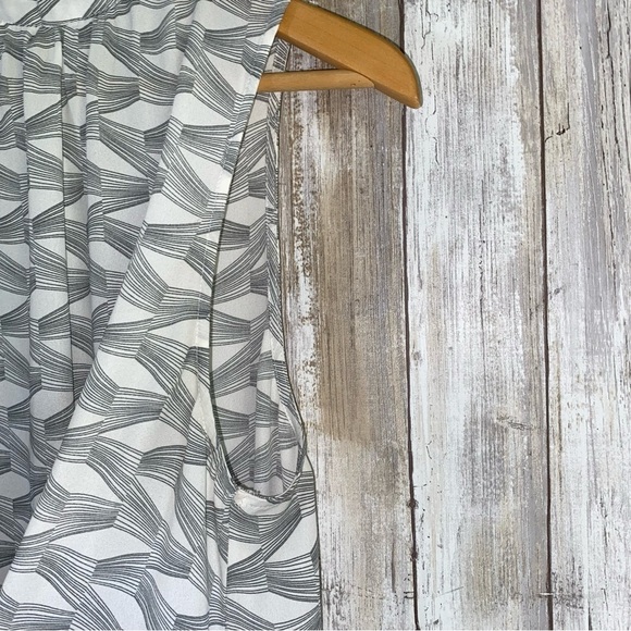 BB Dakota Grey High Neck Shift Dress - Picture 4 of 6